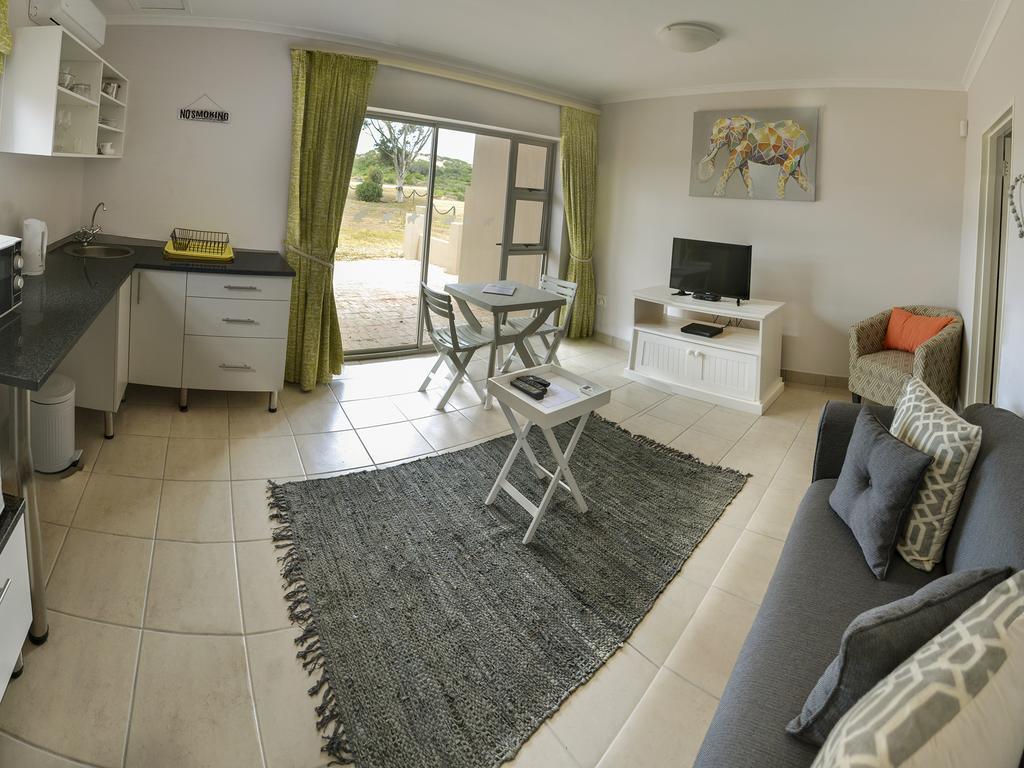 Addo River-View Lodge Colchester Bagian luar foto